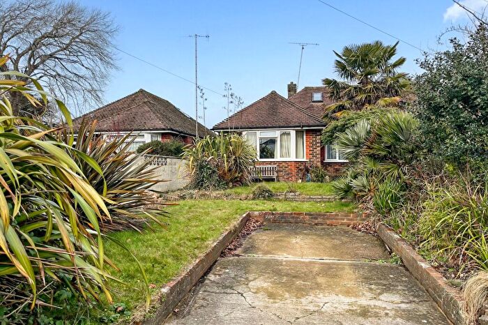 2 Bedroom Bungalow For Sale In North Lane, East Preston, Littlehampton, BN16