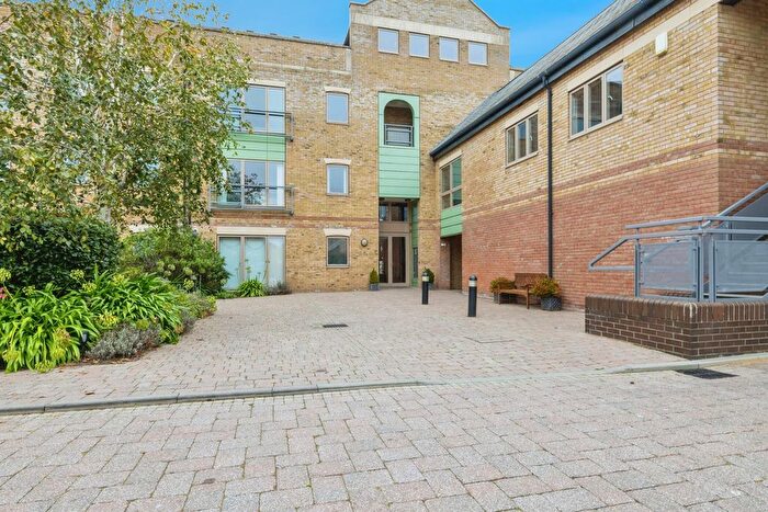 2 Bedroom Flat For Sale In Marine Approach, Burton Waters, Lincoln, LN1
