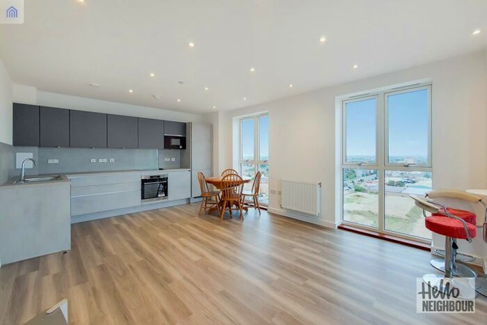 2 Bedroom Apartment To Rent In Portland House, Halewood Way, Rainham, RM13