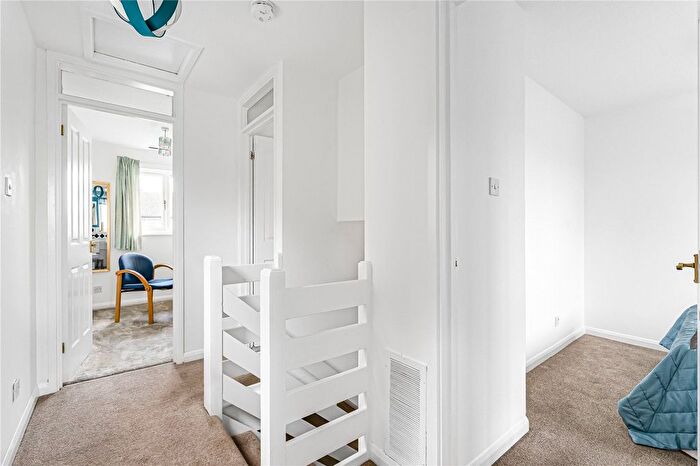 3 Bedroom Semi-Detached House For Sale In Weldon Road, Marston, Oxford, OX3