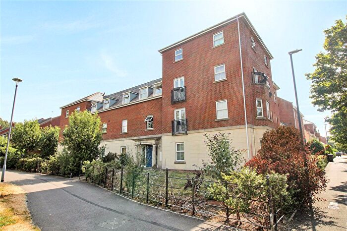 2 Bedroom Flat For Sale In Eastbury Way, Redhouse, Swindon, Wiltshire, SN25