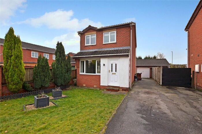 3 Bedroom Detached House To Rent In Poppleton Way, Tingley, Wakefield, West Yorkshire, WF3