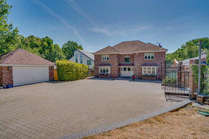 5 Bedroom Detached House For Sale In Green Lane, Warsash, SO31