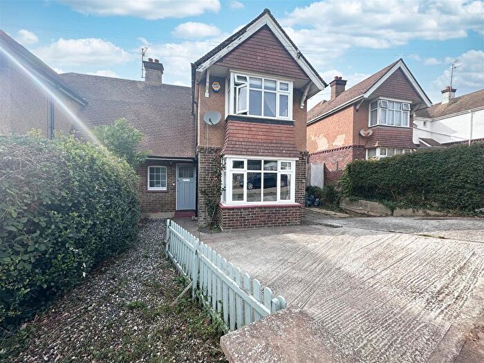 3 Bedroom Property To Rent In Southlands Road, Bexhill-On-Sea, TN39