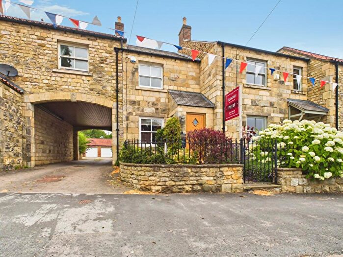 3 Bedroom Cottage To Rent In Station Lane, Burton Leonard, HG3