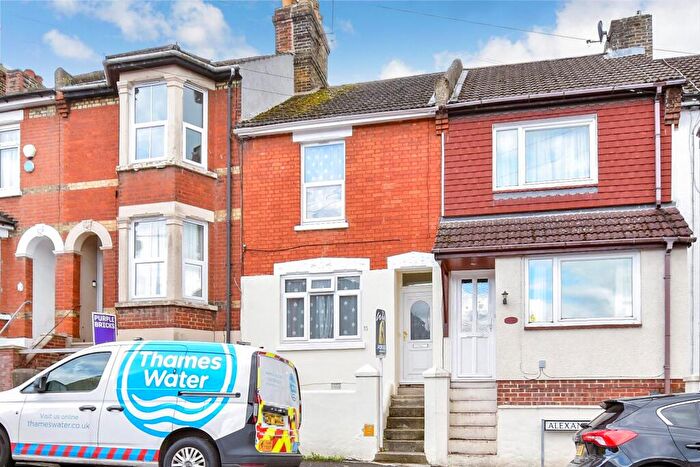 2 Bedroom Terraced House For Sale In Alexandra Road, Chatham, Kent, ME4