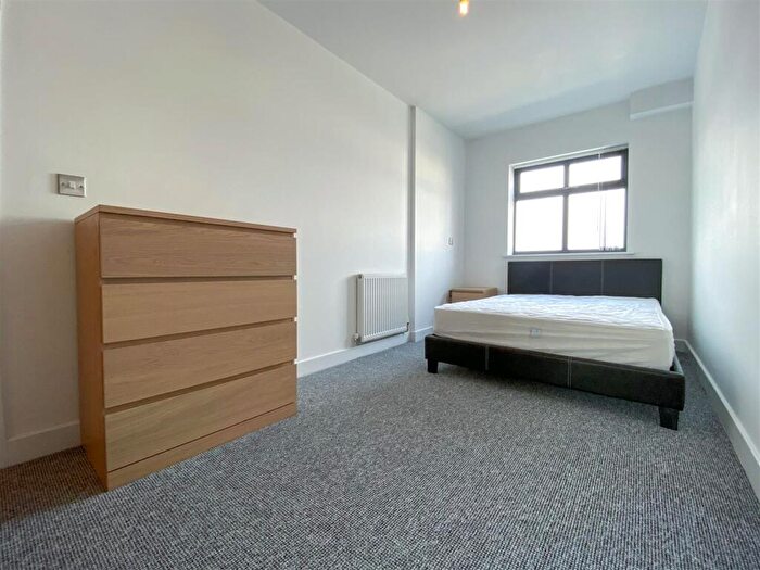 2 Bedroom Apartment To Rent In Southpoint, Lane End Road, Burnage, M19