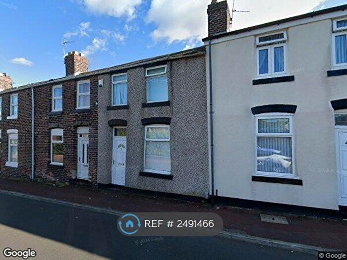 2 Bedroom Terraced House To Rent In Swan Street, Sunderland, SR5