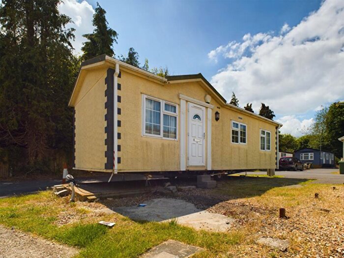 1 Bedroom Mobile Home To Rent In London Road, Old Basing, Basingstoke, RG24