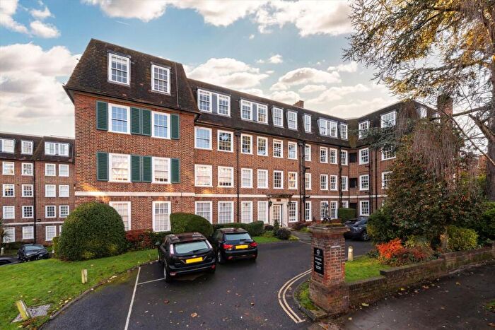 1 Bedroom Flat For Sale In Prince Arthur Road, London, NW3