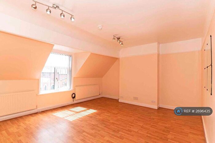 1 Bedroom Flat To Rent In London Road, Newcastle-Under-Lyme, ST5