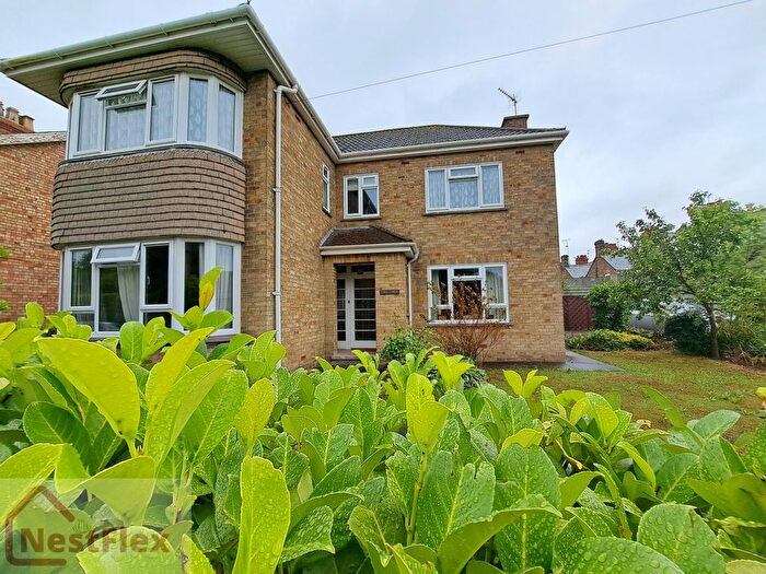 3 Bedroom Detached House For Sale In Long Sutton, Spalding, Lincolnshire, PE12