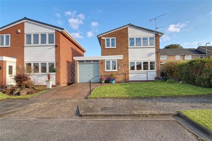 3 Bedroom Detached House For Sale In Jeudwine Close, Liverpool, L25