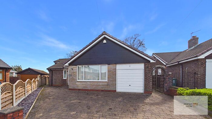 3 Bedroom Detached Bungalow For Sale In Dover Close, Greenmount, Bury, BL8