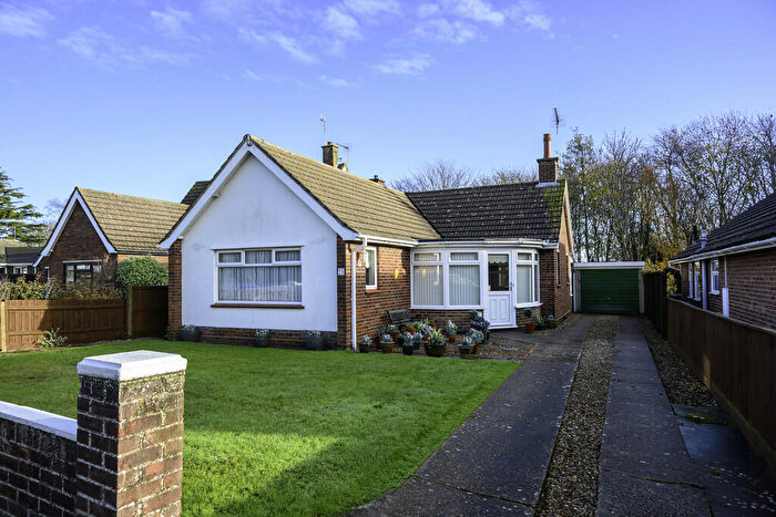2 Bedroom Detached Bungalow For Sale In Ferry Road, Felixstowe, IP11