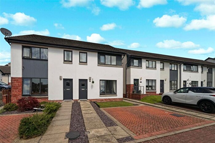 4 Bedroom Semi-Detached House For Sale In Bryden Way, Alloa, Clackmannanshire, FK10