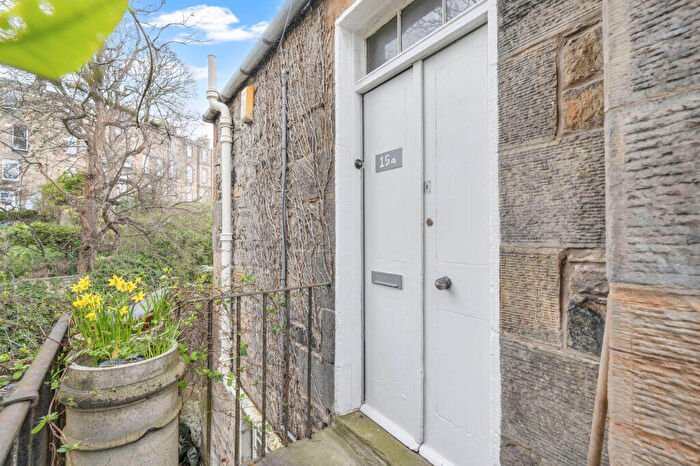 1 Bedroom Flat For Sale In A St Bernards Row, Stockbridge, Edinburgh, EH4