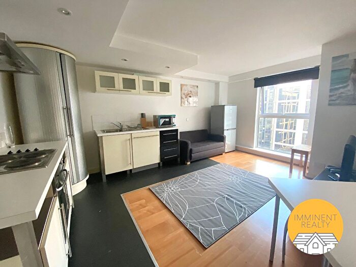 1 Bedroom Flat To Rent In Queen Chambers, Paradise Street, Birmingham, B1