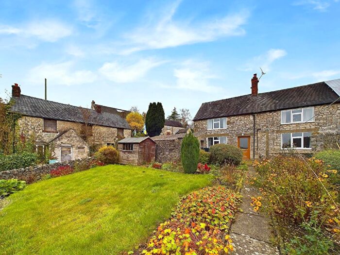 2 Bedroom Cottage For Sale In Kings Hill, Brassington, Matlock, DE4