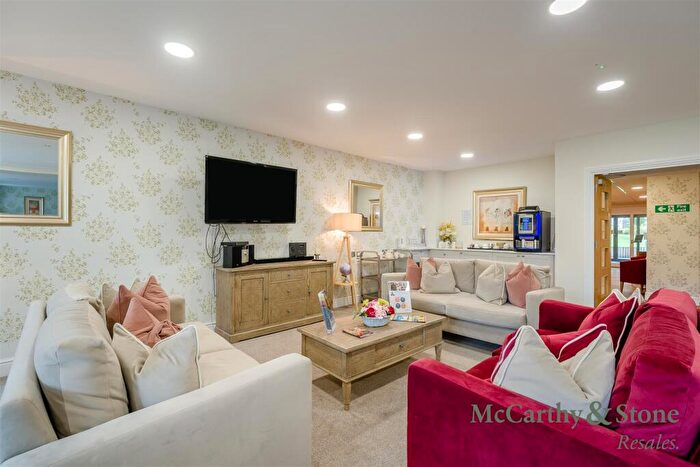 2 Bedroom Apartment For Sale In St. Georges Road, Cheltenham, GL50