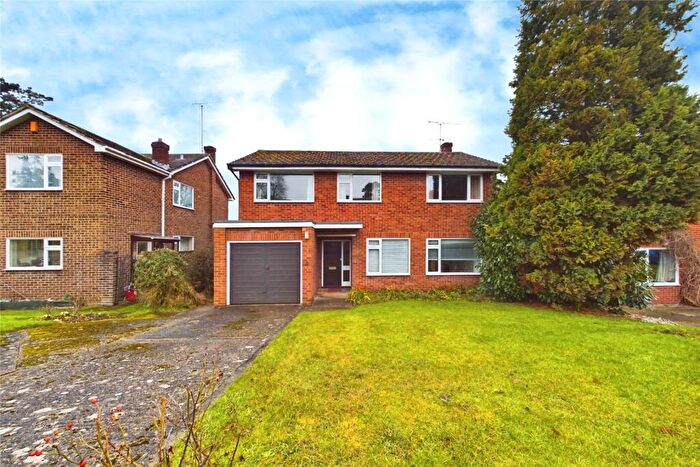 4 Bedroom Detached House For Sale In Nursery Gardens, Purley On Thames, Reading, Berkshire, RG8