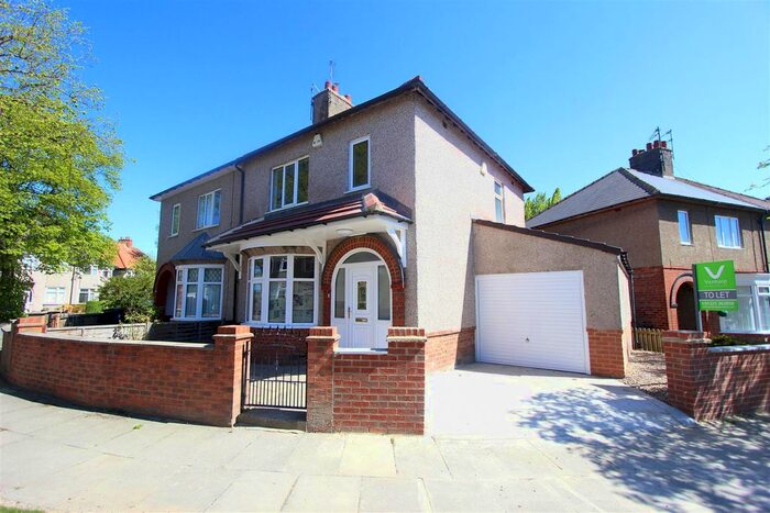3 Bedroom Semi-Detached House To Rent In The Mead, Darlington DL1