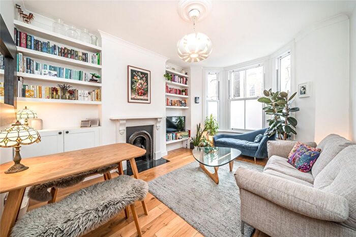 2 Bedroom Flat For Sale In Rita Road, London, SW8