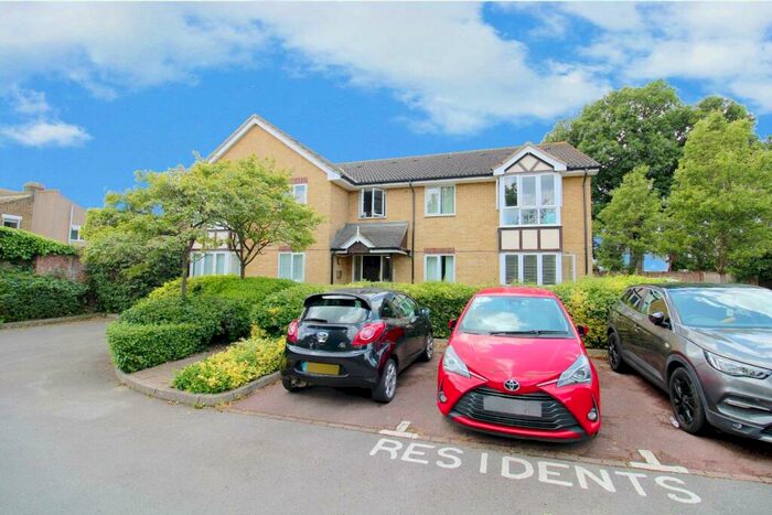 1 Bedroom Flat To Rent In Peregrine Court, Eddison Road, DA16