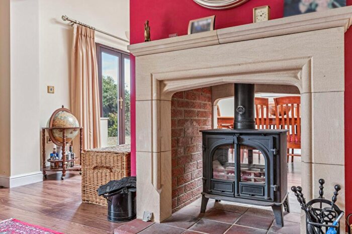 5 Bedroom Detached House For Sale In Whiteman Close, Langford, Biggleswade, SG18