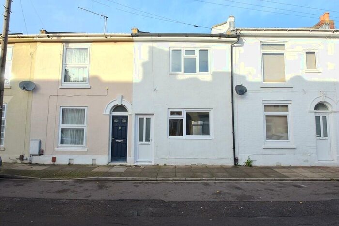 3 Bedroom Terraced House To Rent In Toronto Road, Portsmouth, PO2
