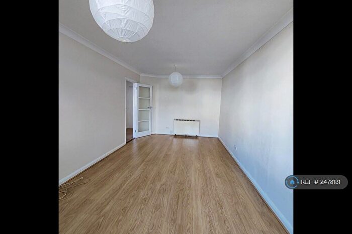 2 Bedroom Flat To Rent In Buckingham Place, Brighton, BN1