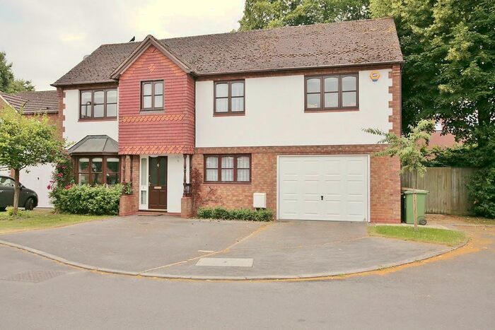 4 Bedroom Detached House To Rent In Culham Close, Abingdon, OX14
