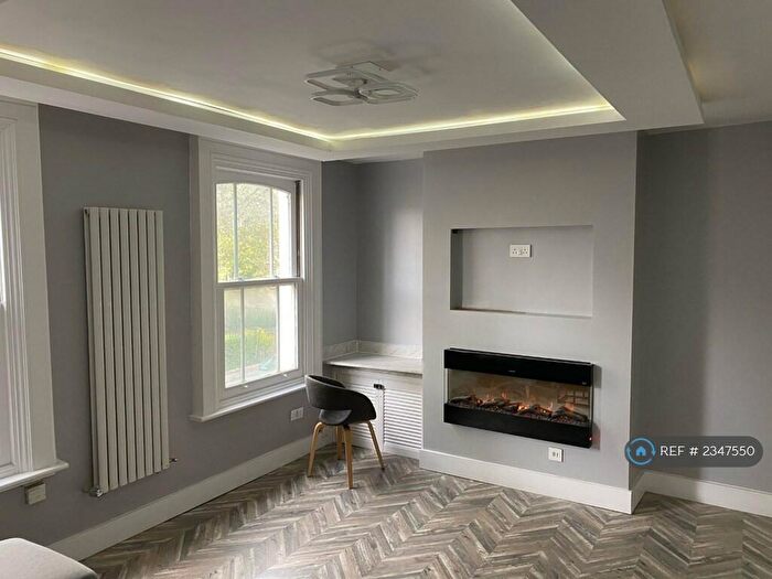 1 Bedroom Flat To Rent In Argyle Road, London, E1