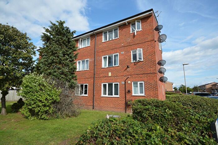 1 Bedroom Flat To Rent In Ranyard Close, Chessington, Surrey., KT9