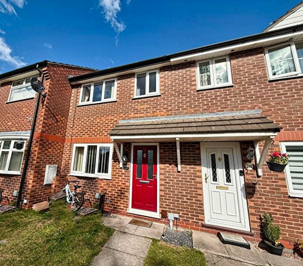 3 Bedroom Mews To Rent In Nunsmere Close, Winsford, Cheshire, CW7
