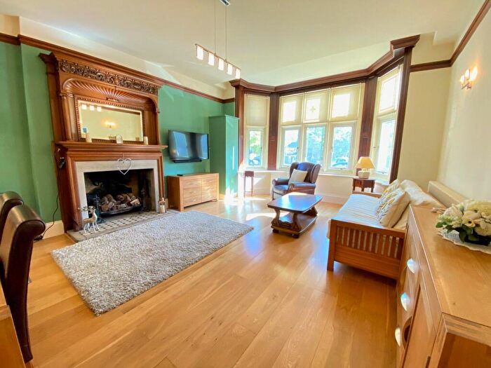 2 Bedroom Flat For Sale In Rodway Road, Bromley, BR1