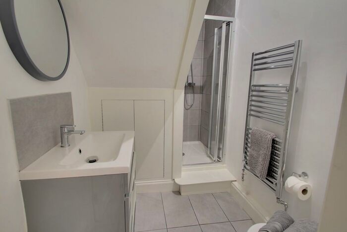 1 Bedroom Ground Flat To Rent In Daneshill Road, Leicester, LE3