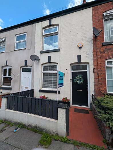 2 Bedroom Terraced House For Sale In Mottram Road, Hyde, SK14