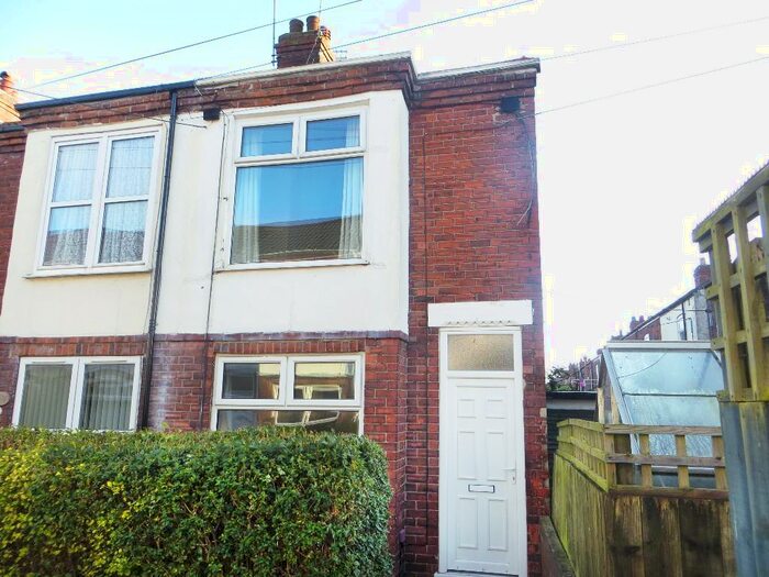 2 Bedroom End Of Terrace House To Rent In Castle Grove, Perth Street West, HU5