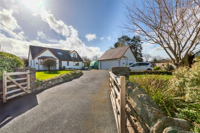 3 Bedroom Bungalow For Sale In Waen Wen, Bangor, Gwynedd, LL57