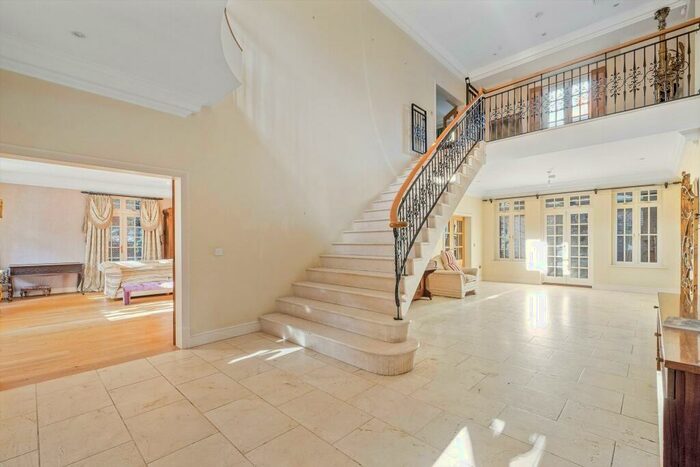 5 Bedroom House For Sale In Churchfield Lodge, Winkfield, SL4