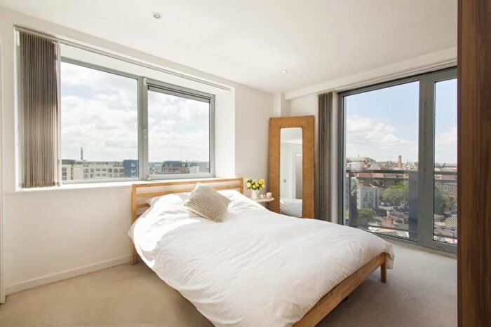 2 Bedroom Flat For Sale In Cranbrook House, Cranbrook Street, Nottingham, NG1