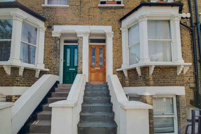 1 Bedroom Flat To Rent In Brackenbury Road, Brackenbury Village, London, W6