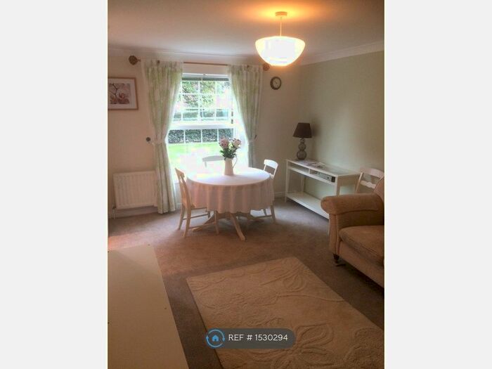 2 Bedroom Flat To Rent In Welwyn Garden City, Welwyn Garden City, AL7