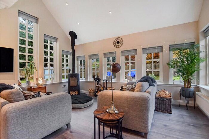 4 Bedroom House For Sale In Dundurn Walk, St. Fillans, Crieff, Perth And Kinross, PH6
