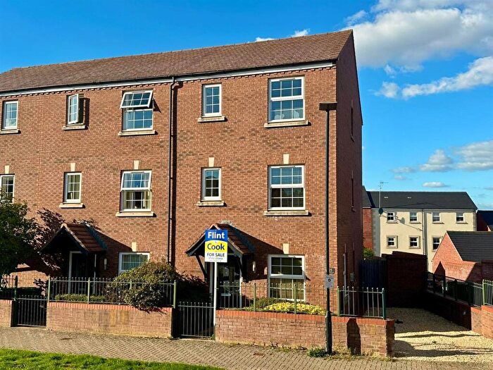 4 Bedroom End Of Terrace House For Sale In Green Wilding Road, Holmer, Hereford, HR1