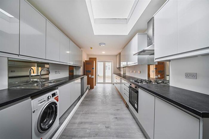 1 Bedroom House To Rent In Grasmere Avenue, Wembley, HA9