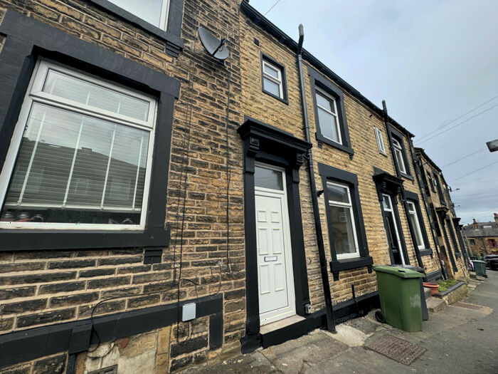 2 Bedroom Terraced House To Rent In Ackroyd Street, Leeds, LS27