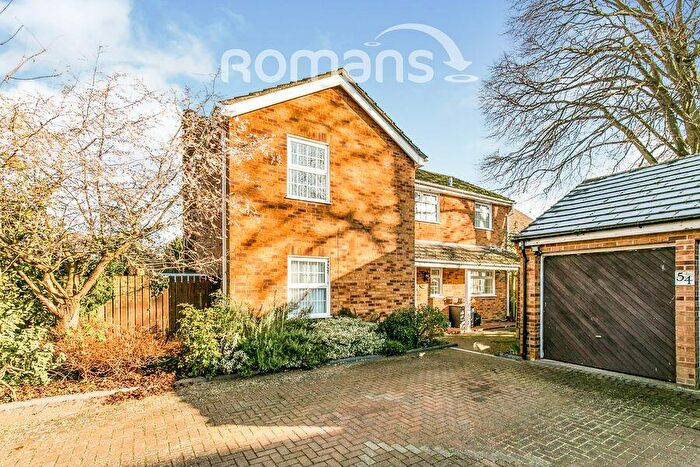 4 Bedroom Detached House To Rent In Durand Road, Earley, RG6