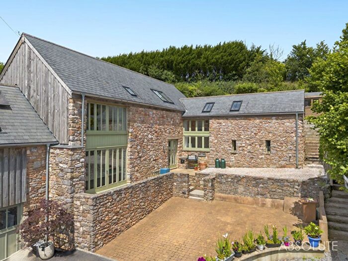 4 Bedroom Barn Conversion For Sale In Marldon, Westerland, TQ3